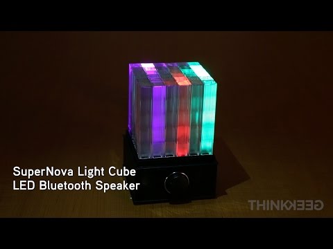 קוביית סופרנובה עם רמקול בלוטוס ואורות